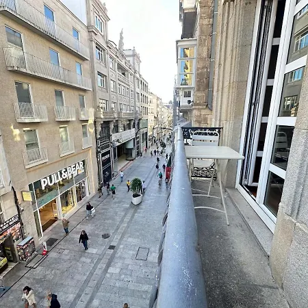 With A Balcony, Downtown & Free Parking * Vigo