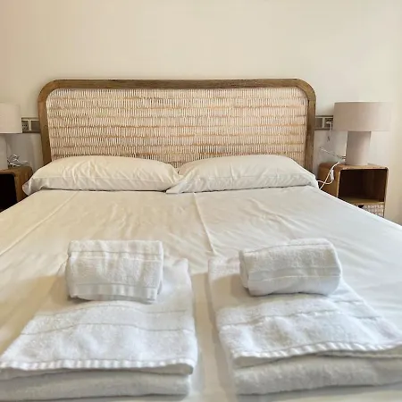 With A Balcony, Downtown & Free Parking