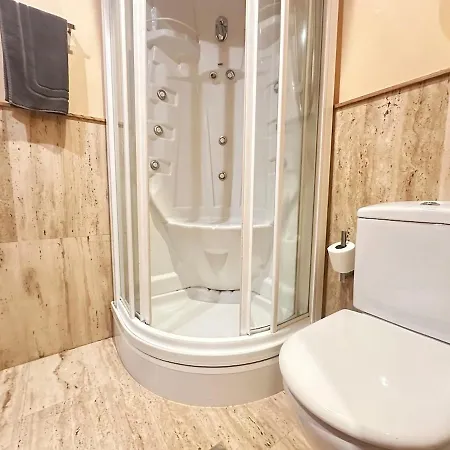 With A Balcony, Downtown & Free Parking * Vigo